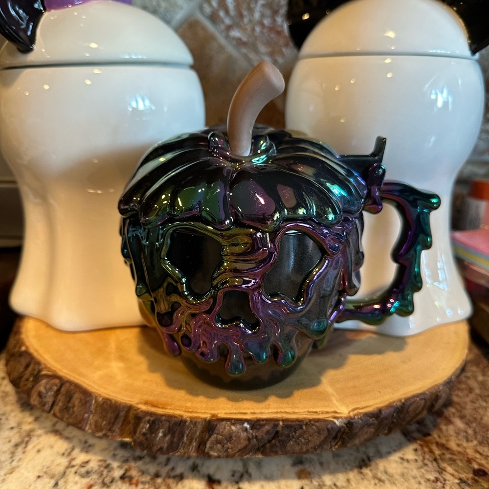 Disneyland Poison Apple